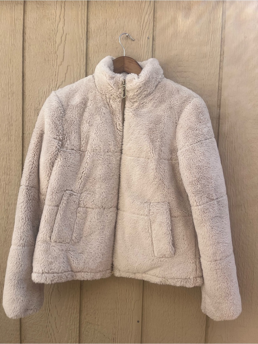 ZARA Faux Fur Mock Neck Jacket Cream Ivory Plush Zip-Up Faux Fur Jacket S